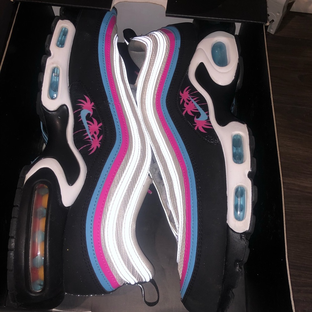 Nike Sneakers